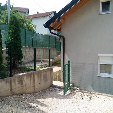 Apartman All Seasons Hotonj Bilik gambar