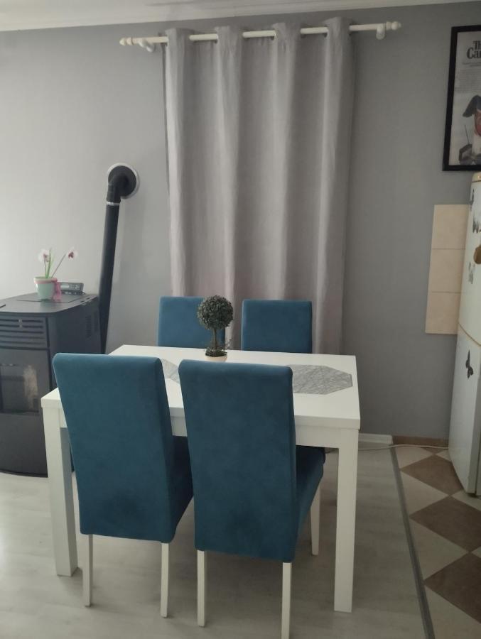 Apartman All Seasons Hotonj Luaran gambar