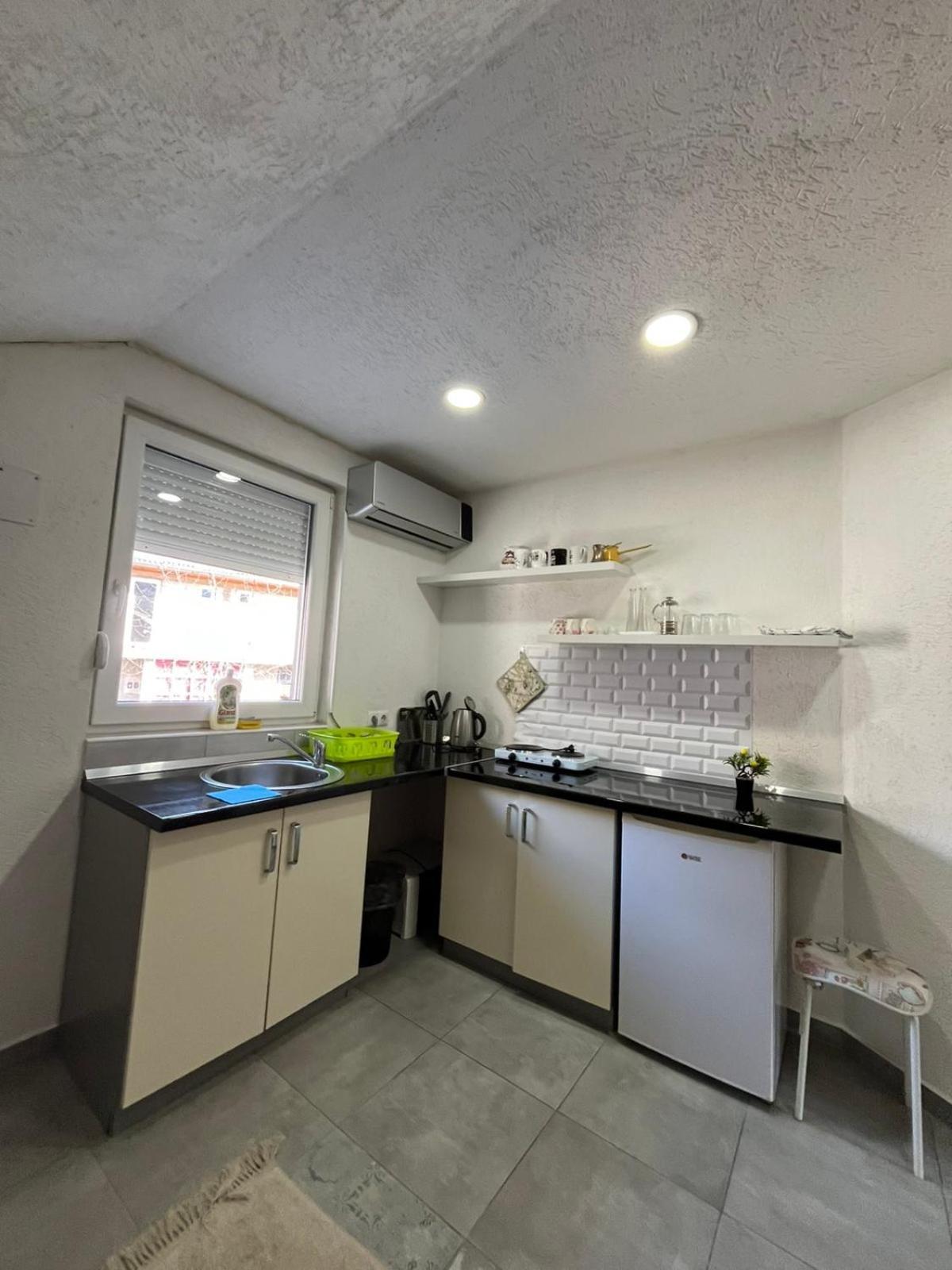 Apartman All Seasons Hotonj Luaran gambar